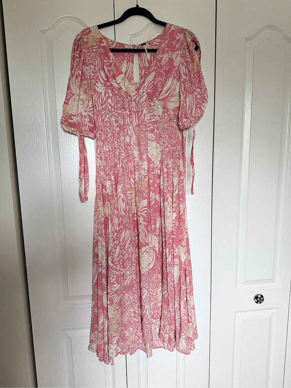 Free People Floral Maxi Dress in Pink & Cream Size 4 Like New
